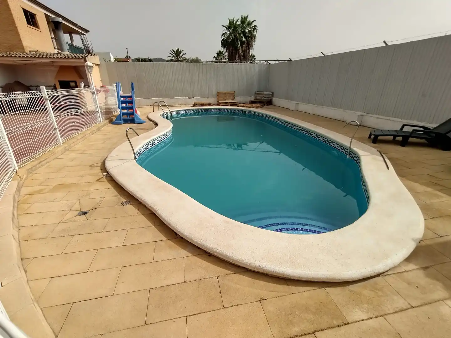 Piscina de Casa o xalet en venda en Murcia amb Aire condicionat, Calefacció i Jardí privat