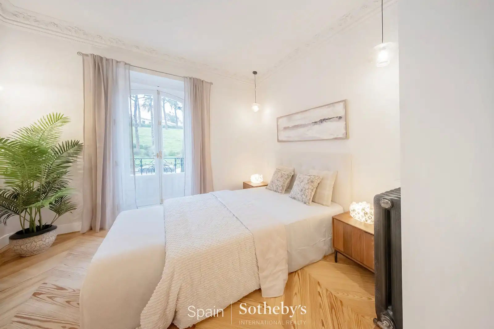 Bedroom of Apartments for sale in Madrid  with Air Conditioner and Heating