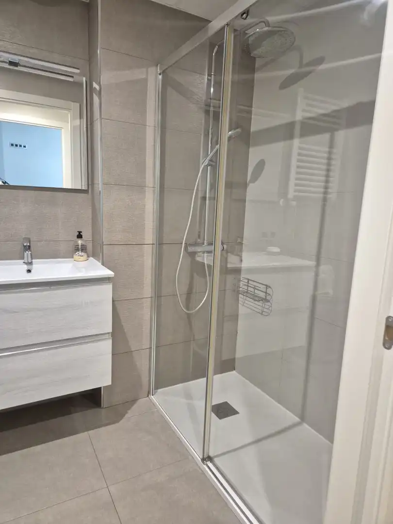 Bathroom of Flat for rent in Badajoz  with Air Conditioner, Heating and Parquet flooring