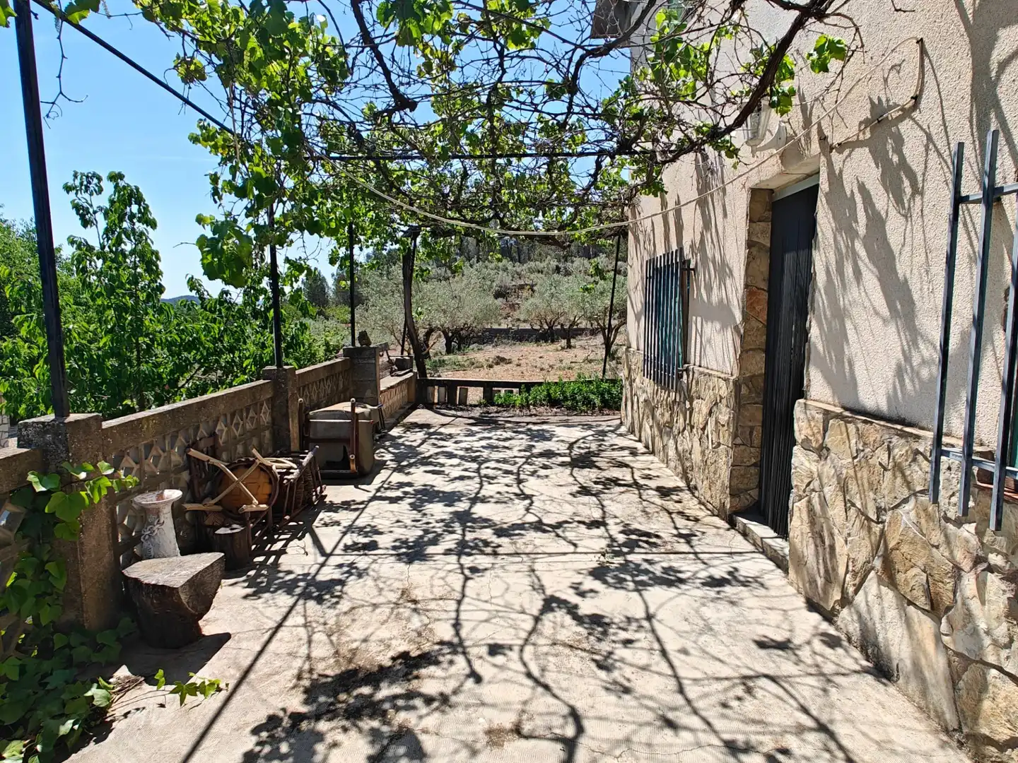 Terrassa de Casa o xalet en venda en Yátova amb Calefacció i Jardí privat