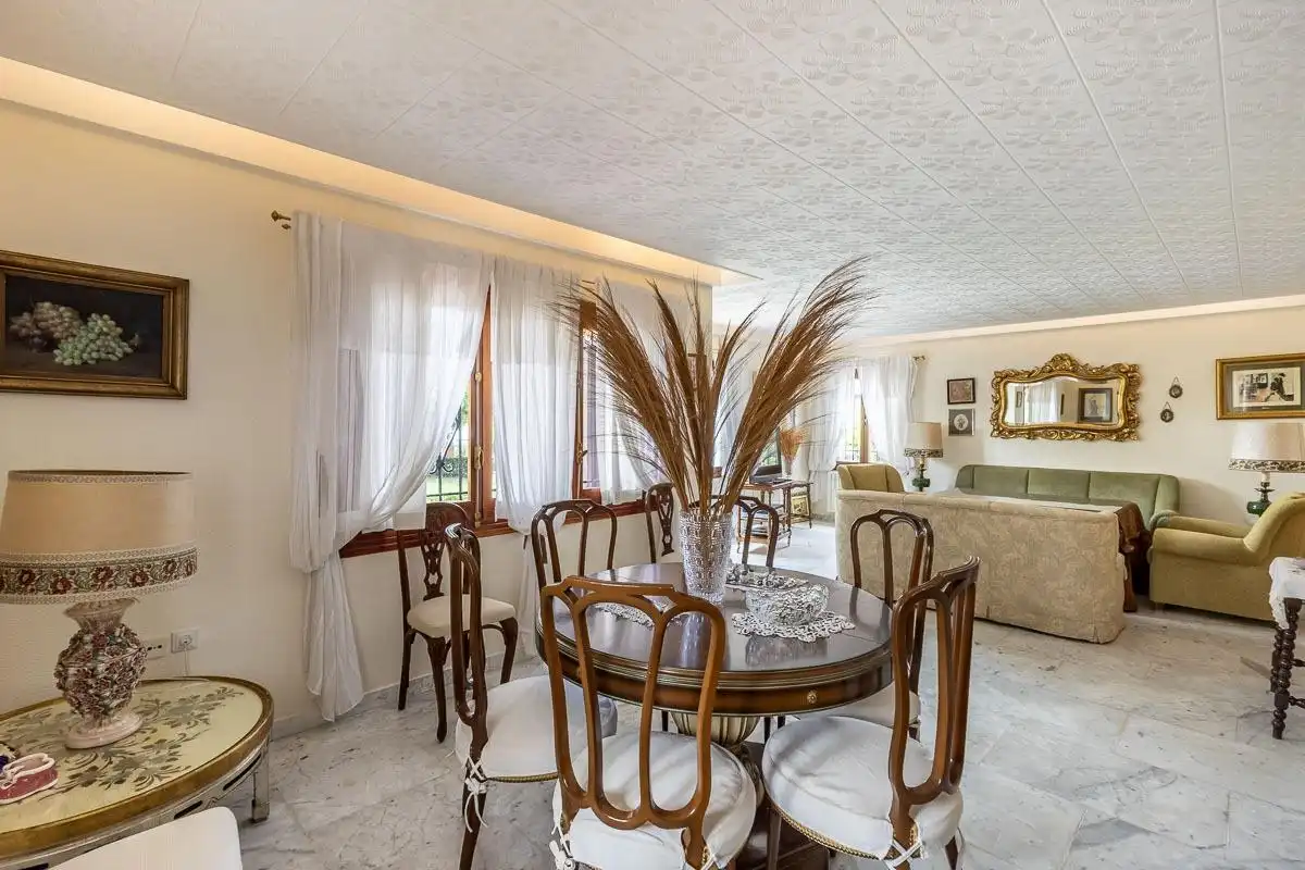 Detached house with pool for sale in Calle del Albaricoque, imagen 12