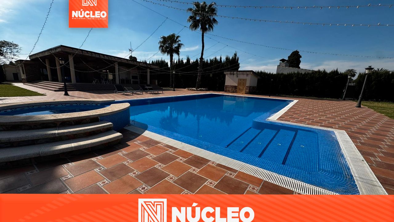 Piscina de Casa o chalet en venta en Catral con Calefacción