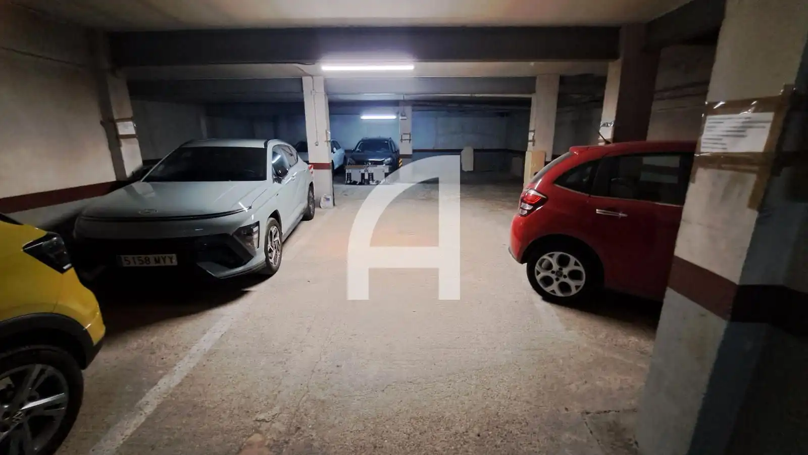 Parkplatz von Garage zum Verkauf in Terrassa