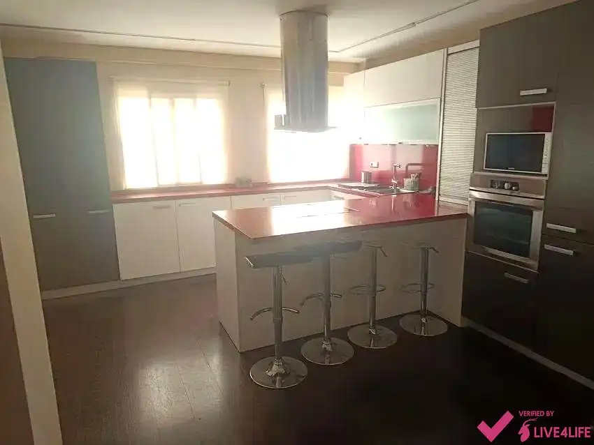 Küche von Wohnung zur Miete in Valencia mit Klimaanlage, Terrasse und Möbliert