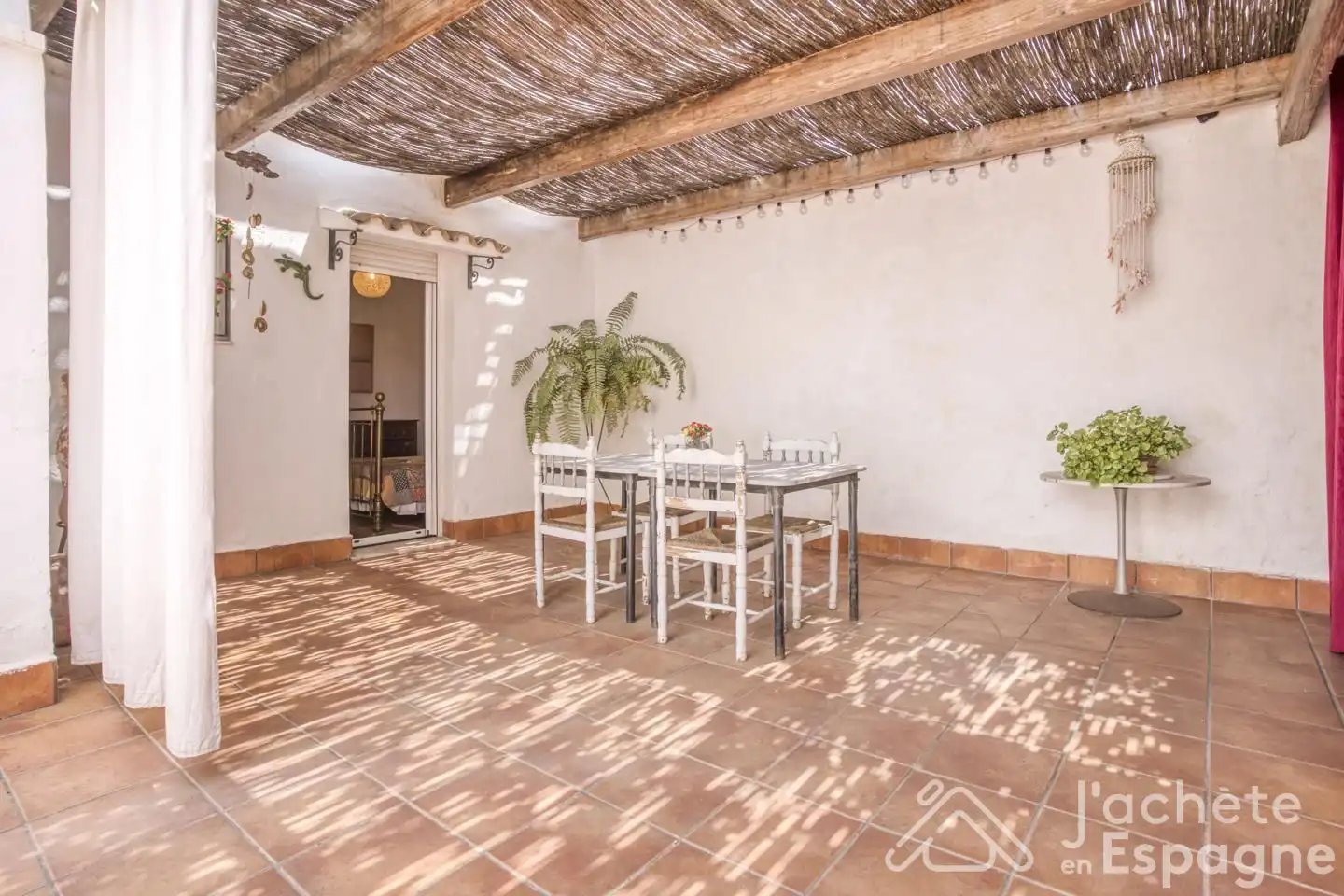 Country house with pool for sale in Plaça Poligono 13, imagen 9