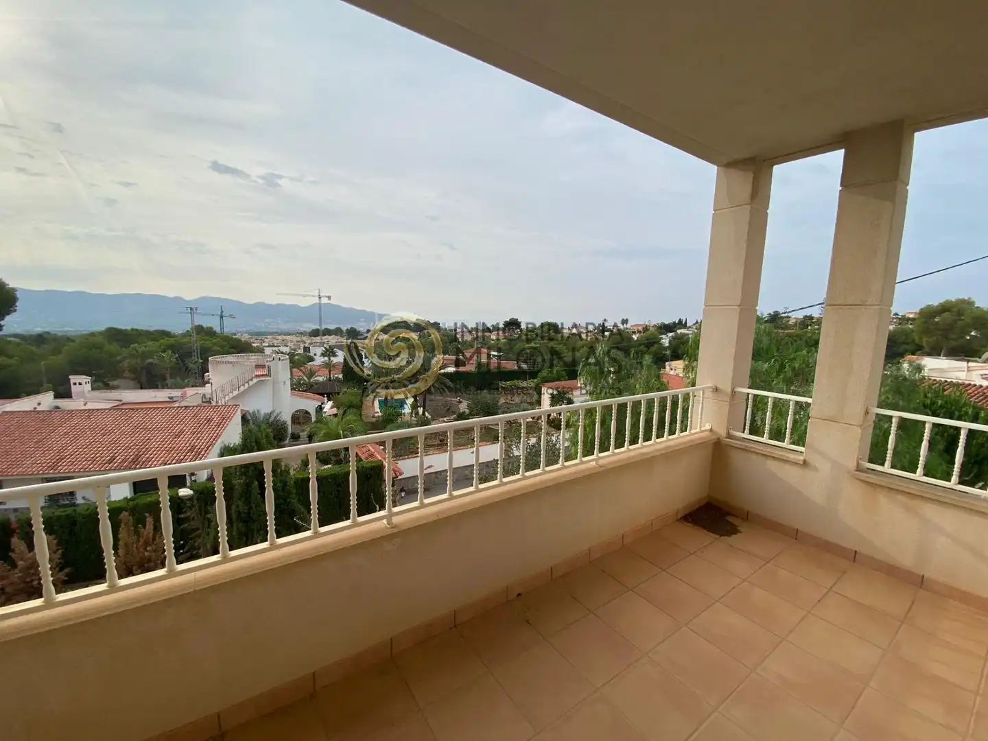 Terrassa de Casa o xalet en venda en La Nucia amb Jardí privat, Terrassa i Moblat