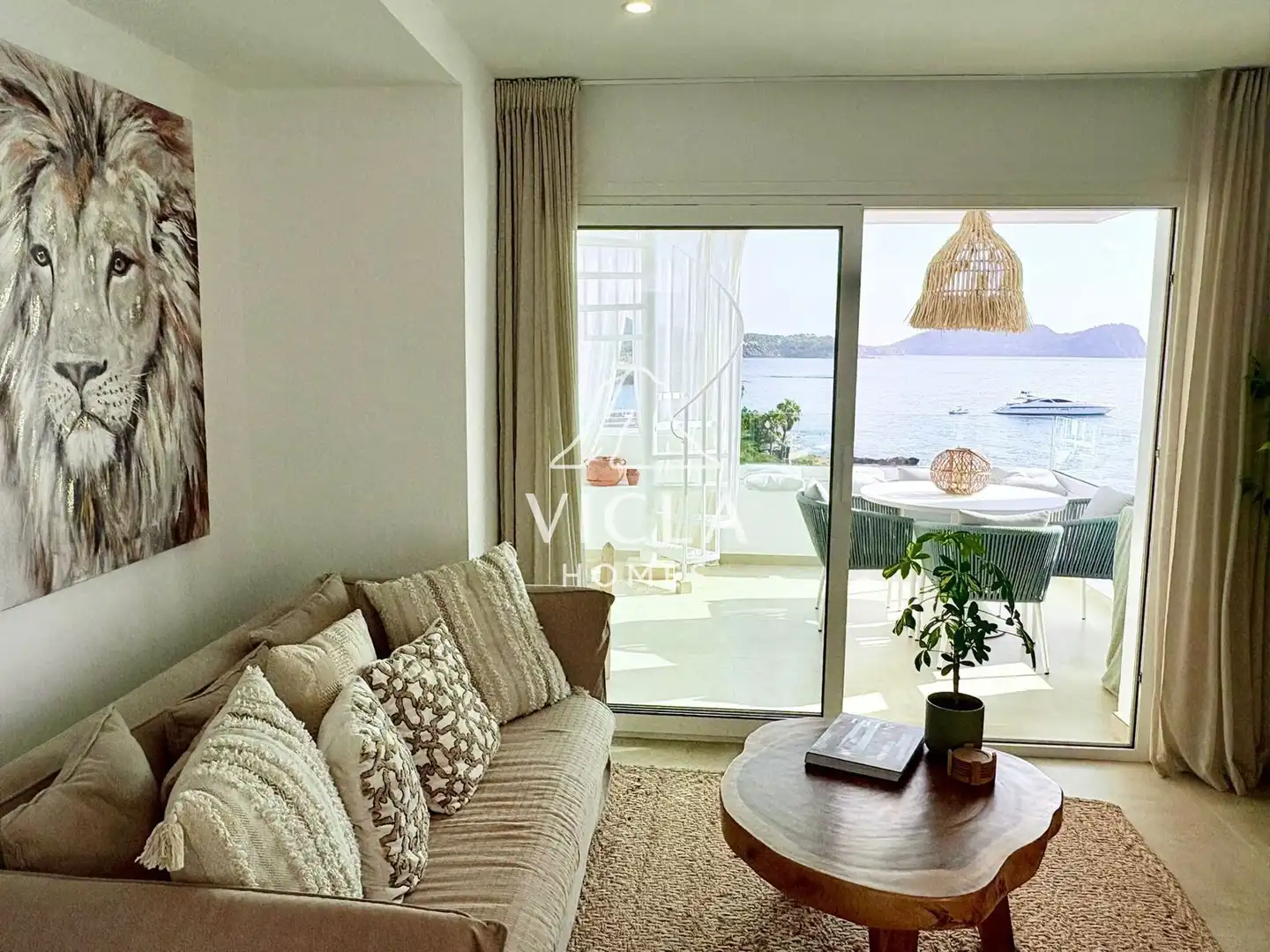 Wohnzimmer von Dachboden zur Miete in Santa Eulària des Riu mit Klimaanlage, Heizung und Terrasse