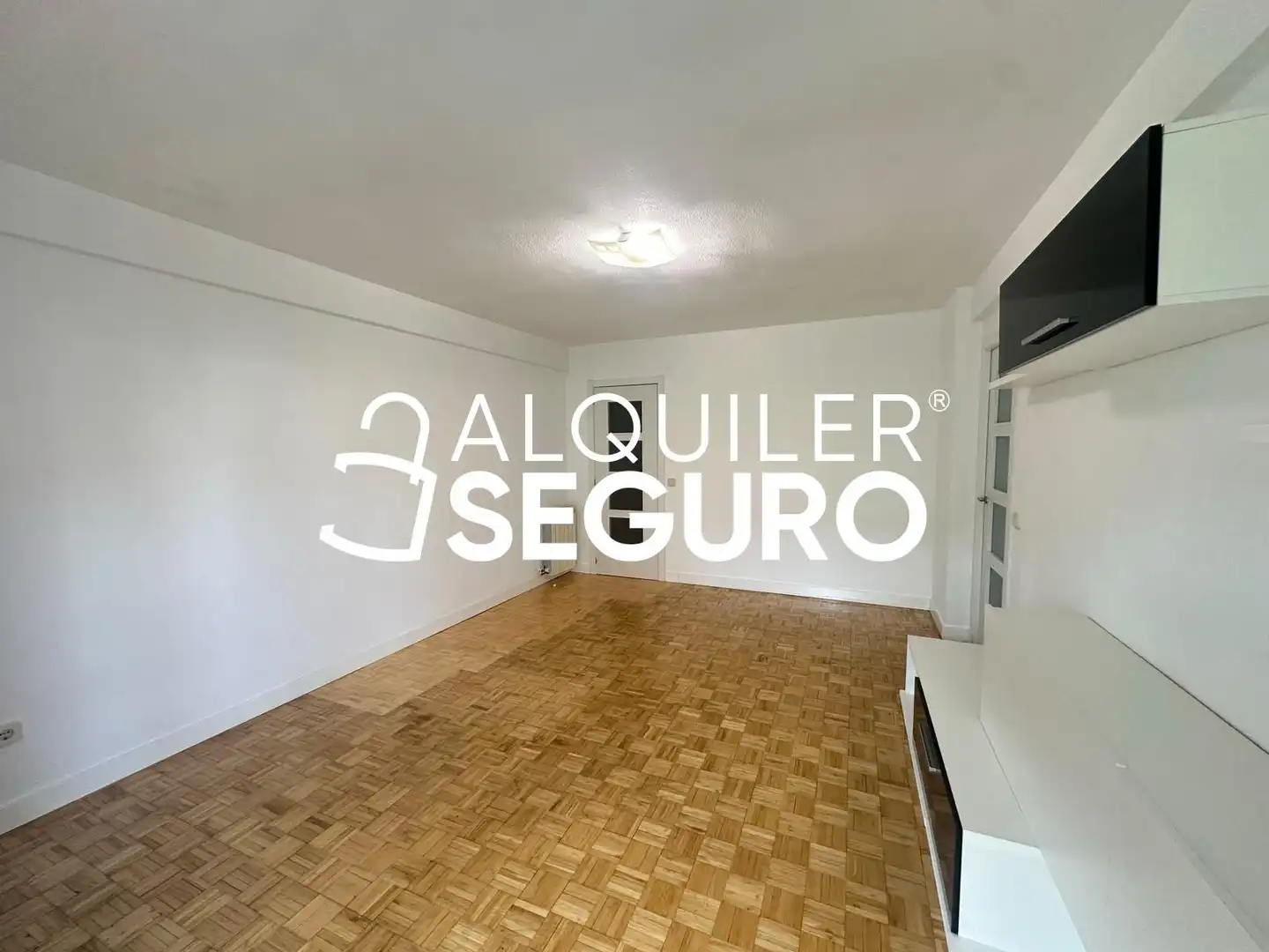 Schlafzimmer von Wohnung zur Miete in Madrid mit Heizung und Terrasse
