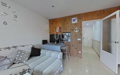 Sala d'estar de Pis en venda en Salou amb Aire condicionat i Terrassa