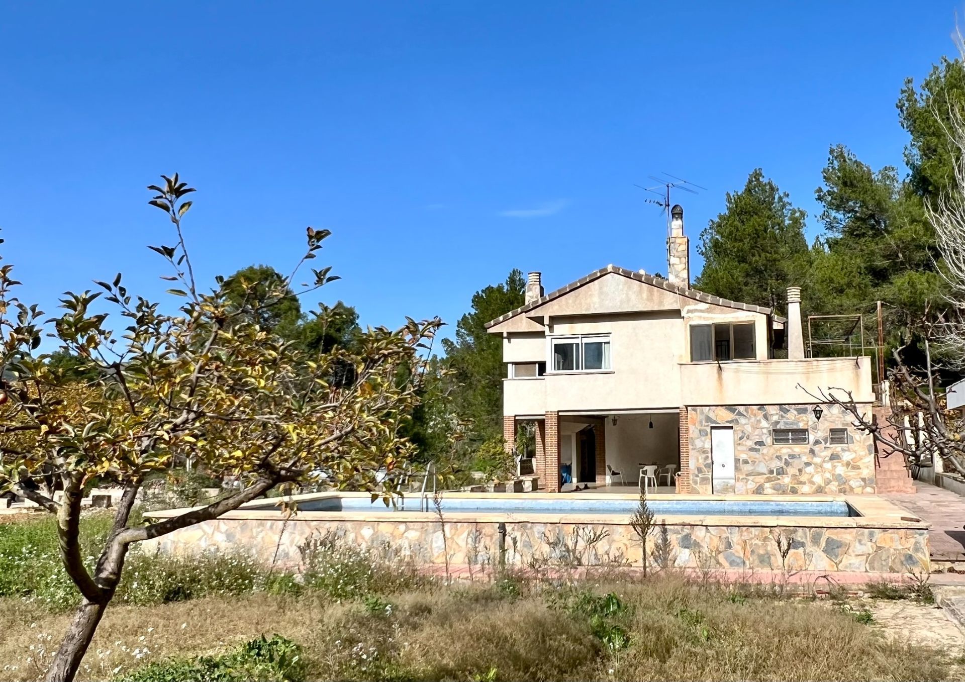 Vista exterior de Casa o xalet en venda en Alcoy / Alcoi amb Calefacció, Jardí privat i Terrassa
