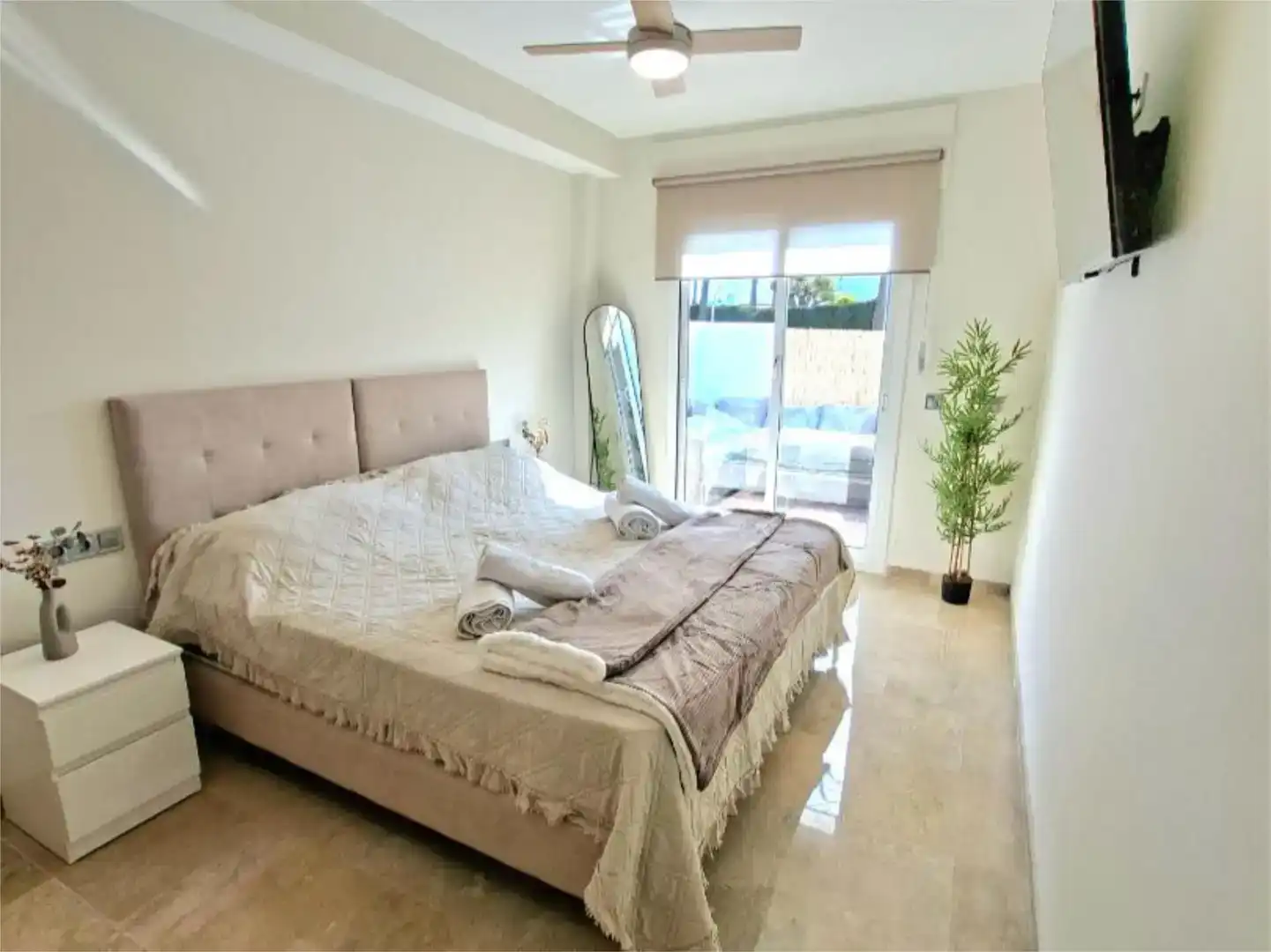 Bedroom of Flat for sale in Manilva  with Air Conditioner and Swimming Pool
