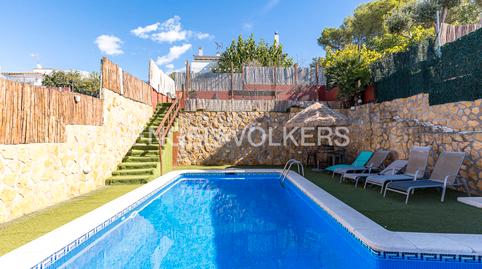 Foto 5 de Casa adosada en venda a Can Lloses - Can Marcer, Barcelona