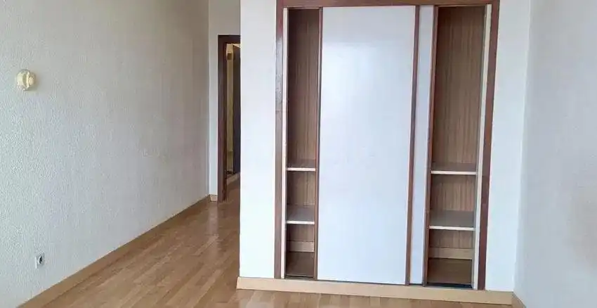 Dormitori de Àtic en venda en Madrid amb Aire condicionat, Calefacció i Terrassa