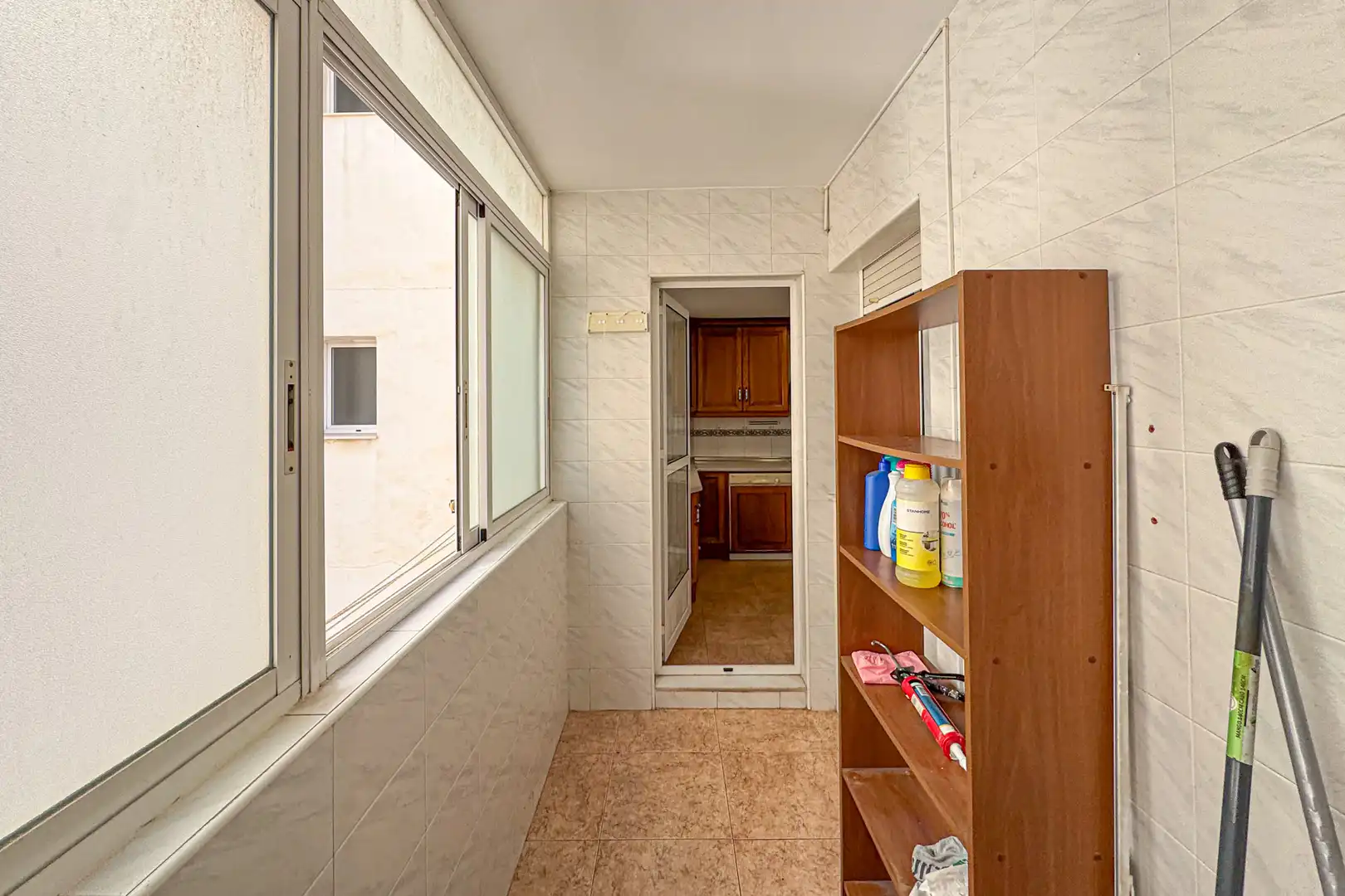 Habitación de Piso en venta en Almería con Aire acondicionado y Calefacción