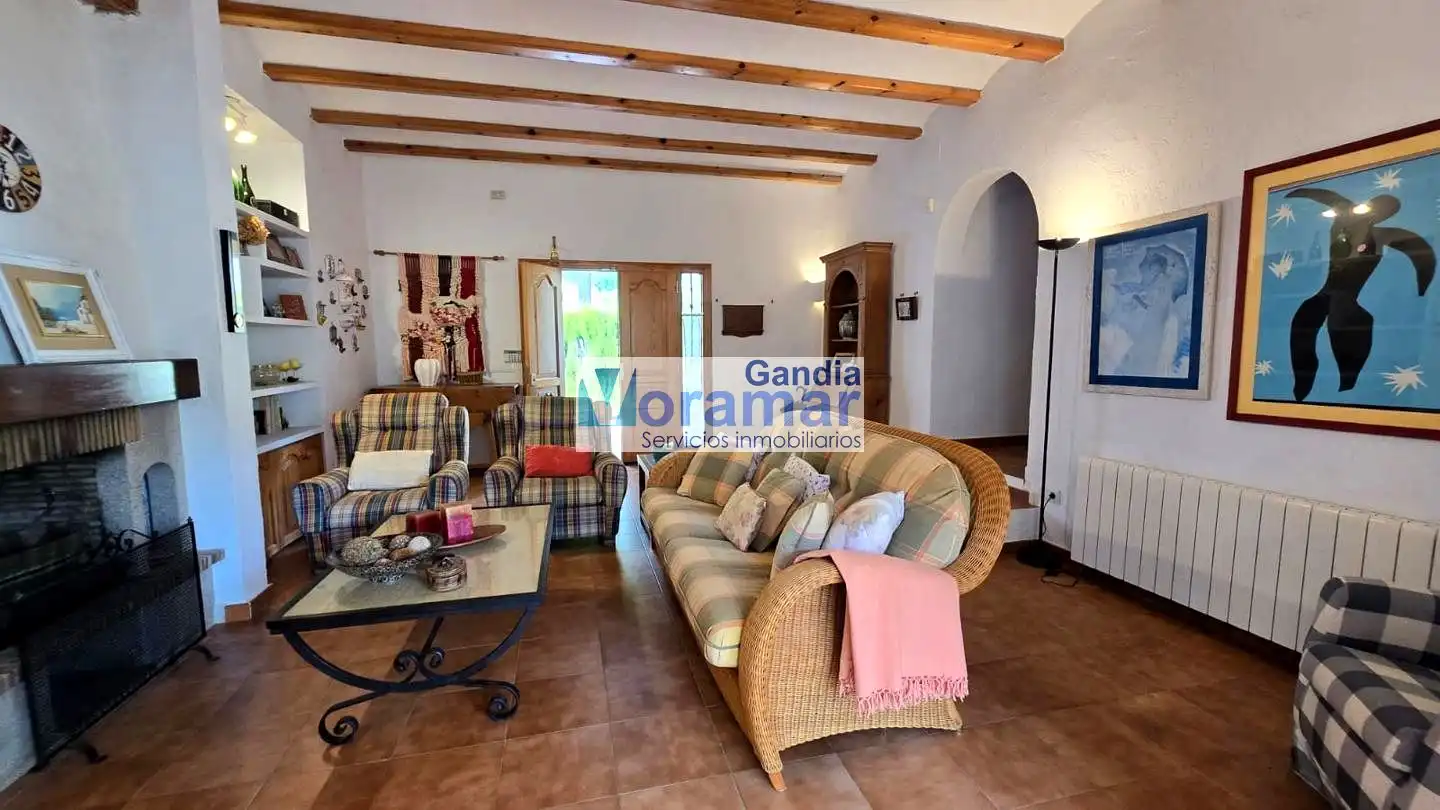 Sala de estar de Casa o chalet de alquiler en Barx con Jardín privado, Terraza y Piscina