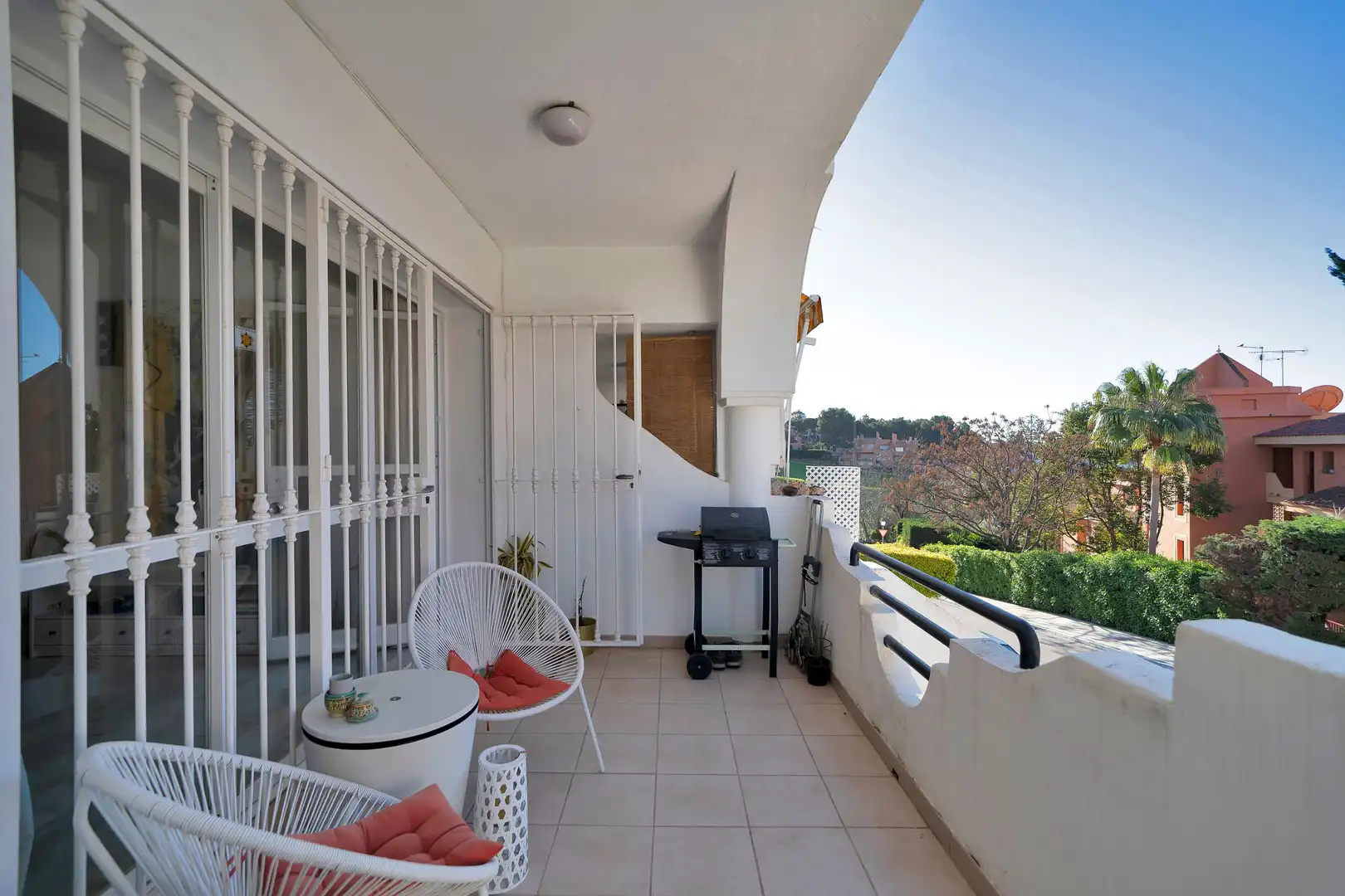 Terrassa de Casa adosada en venda en Marbella amb Jardí privat i Piscina comunitària