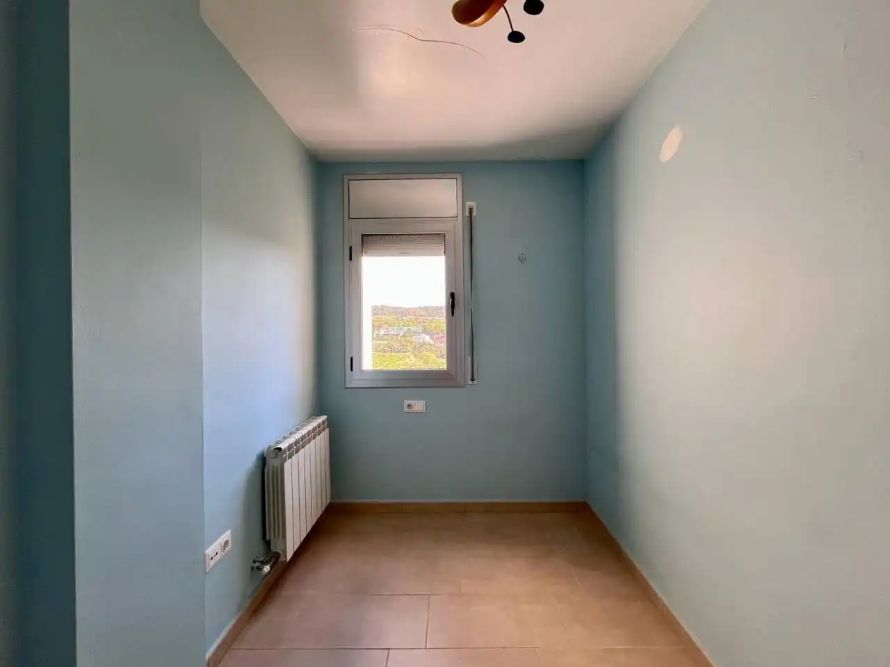 Habitación de Piso de alquiler en Torrelavit con Aire acondicionado, Calefacción y Terraza