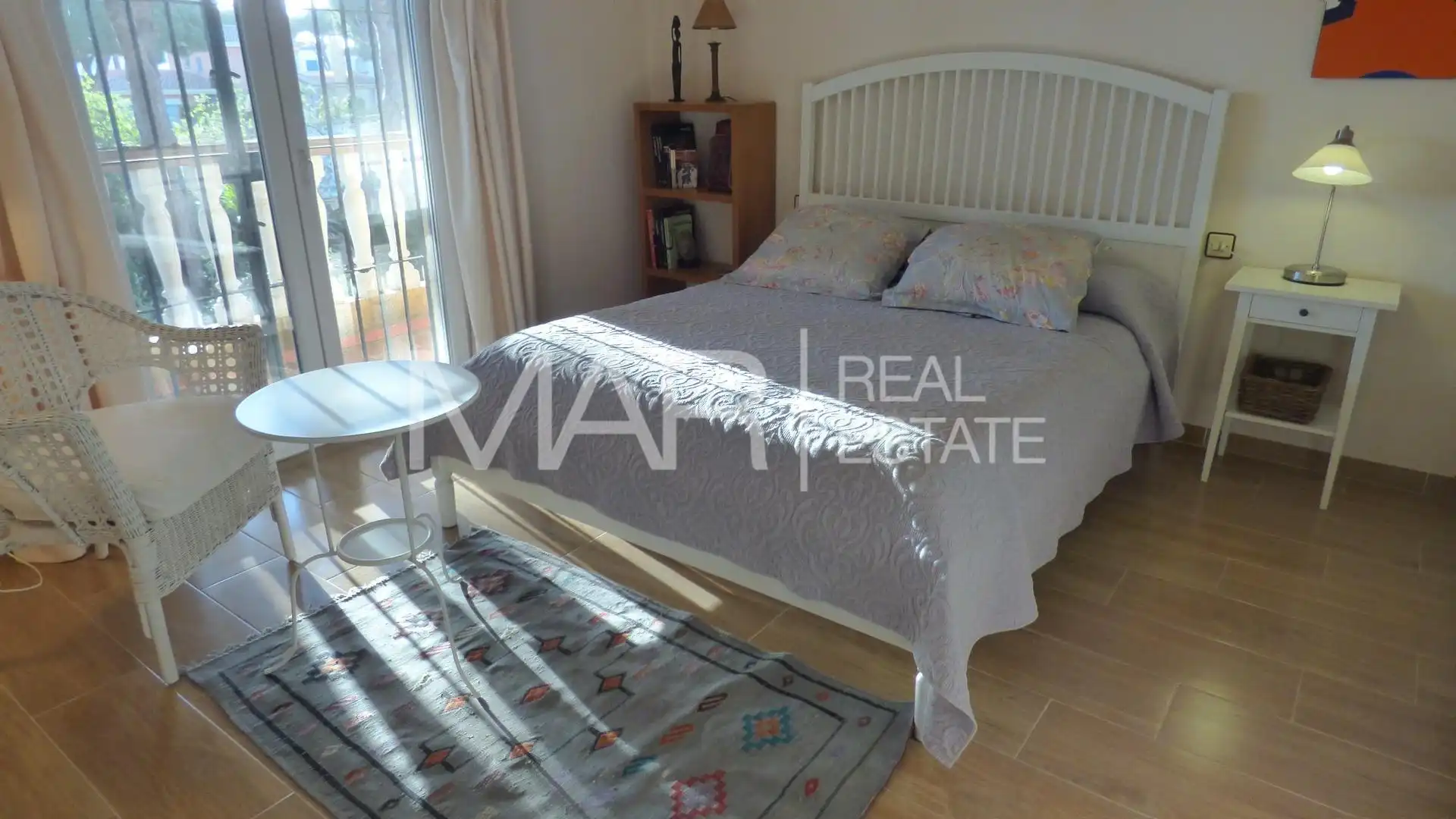 Dormitori de Casa o xalet en venda en Chiclana de la Frontera amb Aire condicionat, Jardí privat i Terrassa