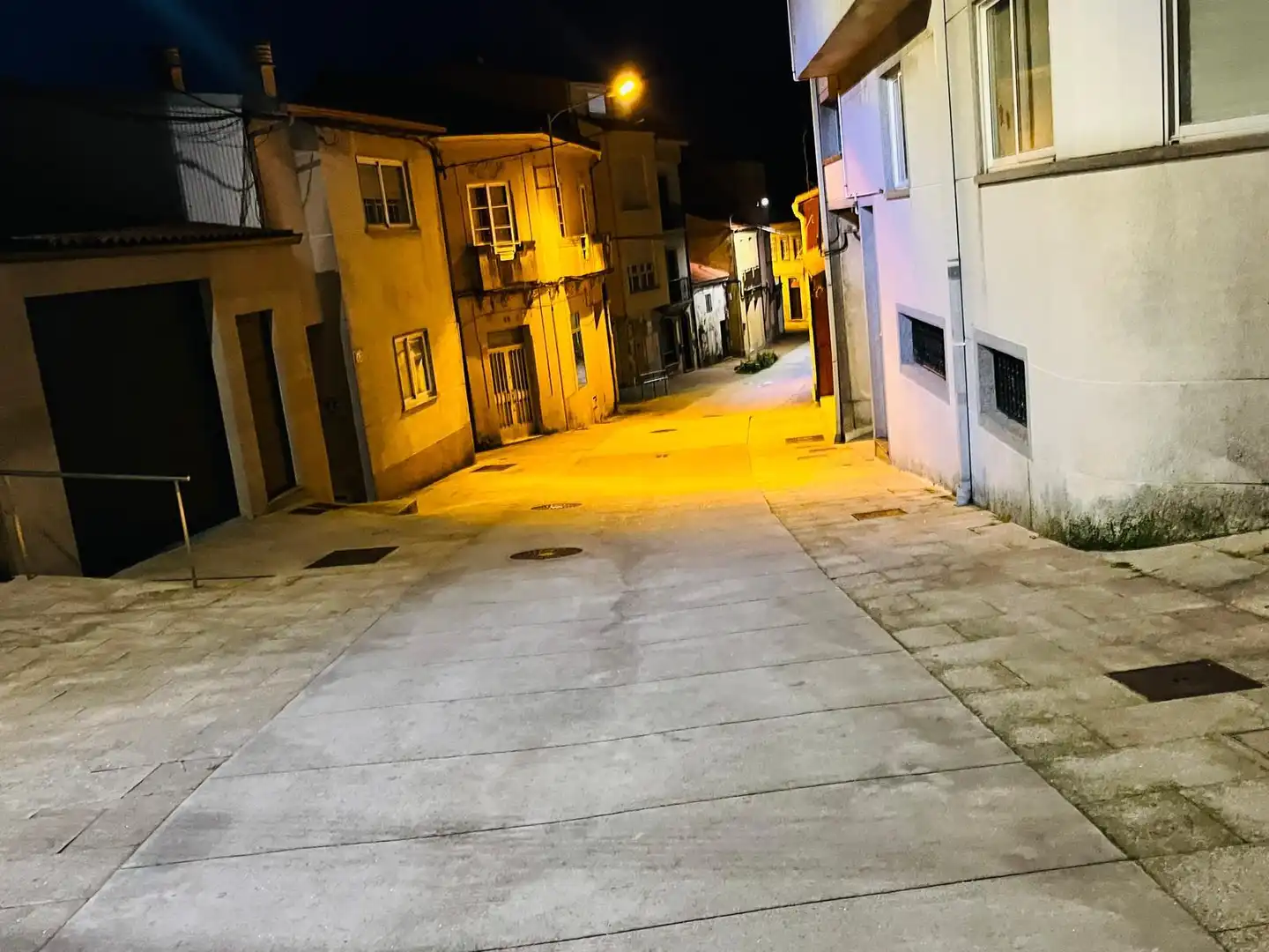 Exterior view of Detached homes for sale in Vilagarcía de Arousa  with Private garden and Storage room