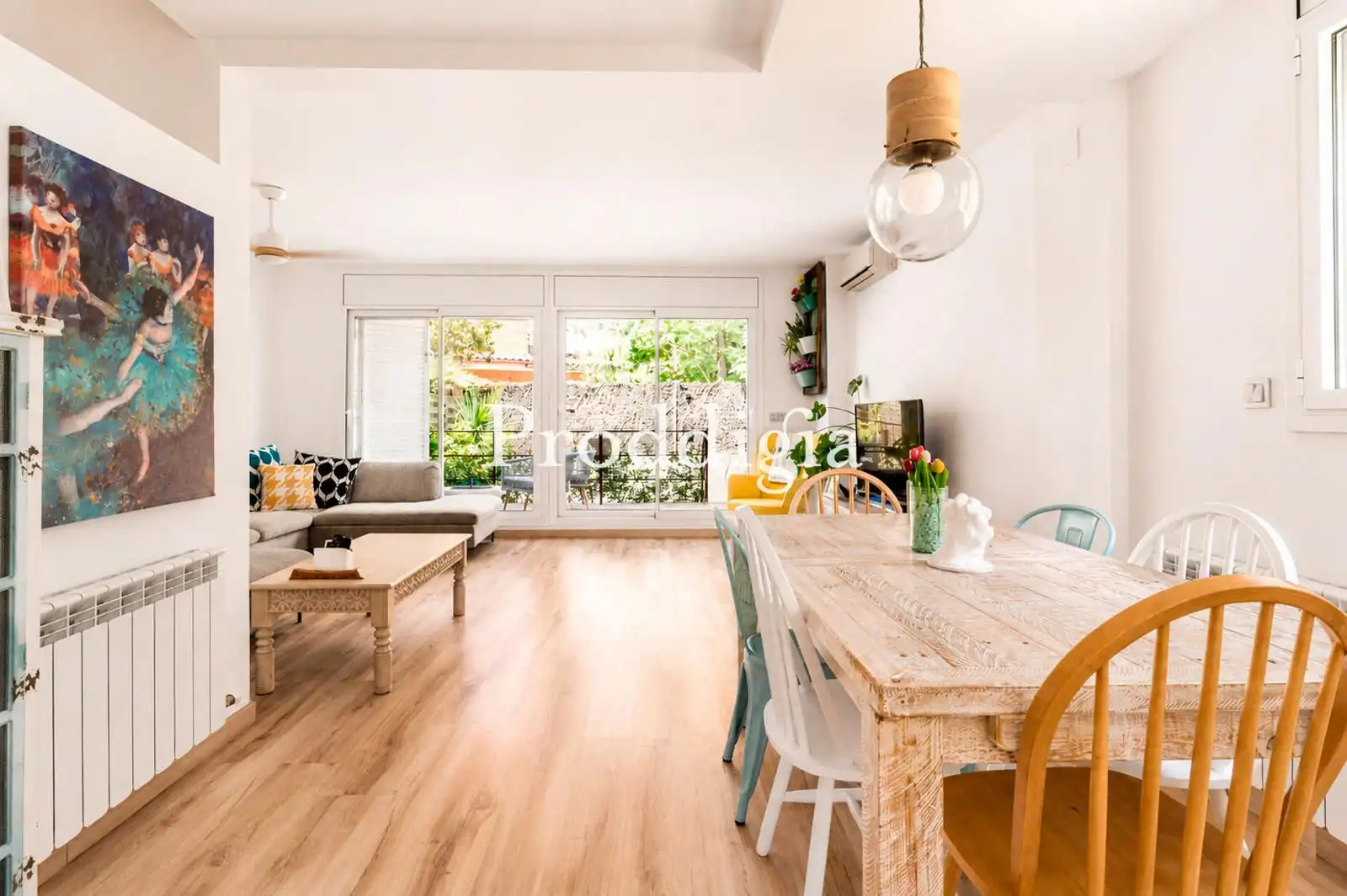 Exterior view of Detached homes for sale in Sant Cugat del Vallès  with Air Conditioner, Heating and Private garden