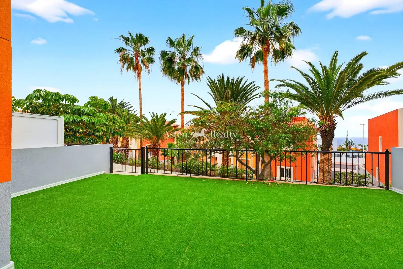 Exterior view of Apartments for sale in Adeje  with Terrace, Swimming Pool and Furnished