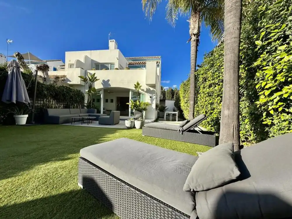Wohnung mit Pool zum Verkauf in San Pedro de Alcántara, imagen 2