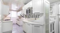 Kitchen of Flat for sale in  Barcelona Capital  with Air Conditioner and Balcony