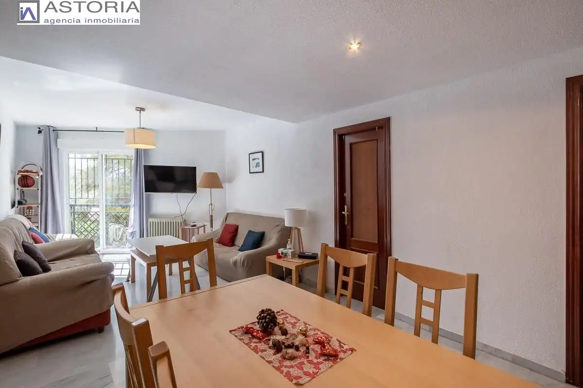 Flat with lift for sale in Calle GUARNON, imagen 4