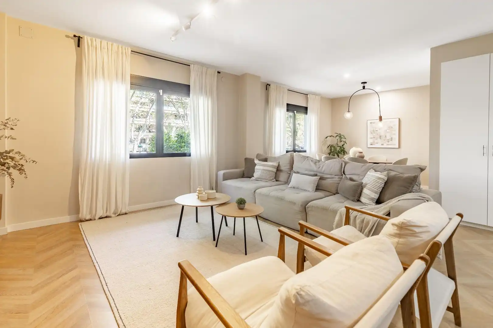 Living room of Flat for rent in Valencia  with Air Conditioner, Heating and Storage room
