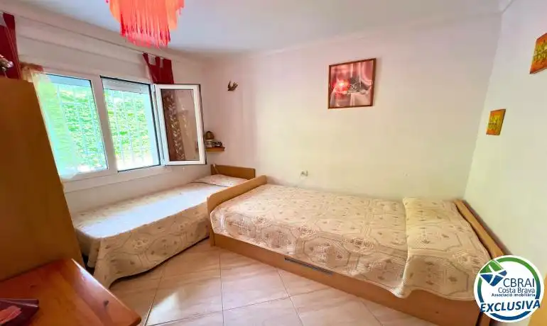 Habitación de Planta baja en venta en Roses con Jardín privado, Trastero y Amueblado