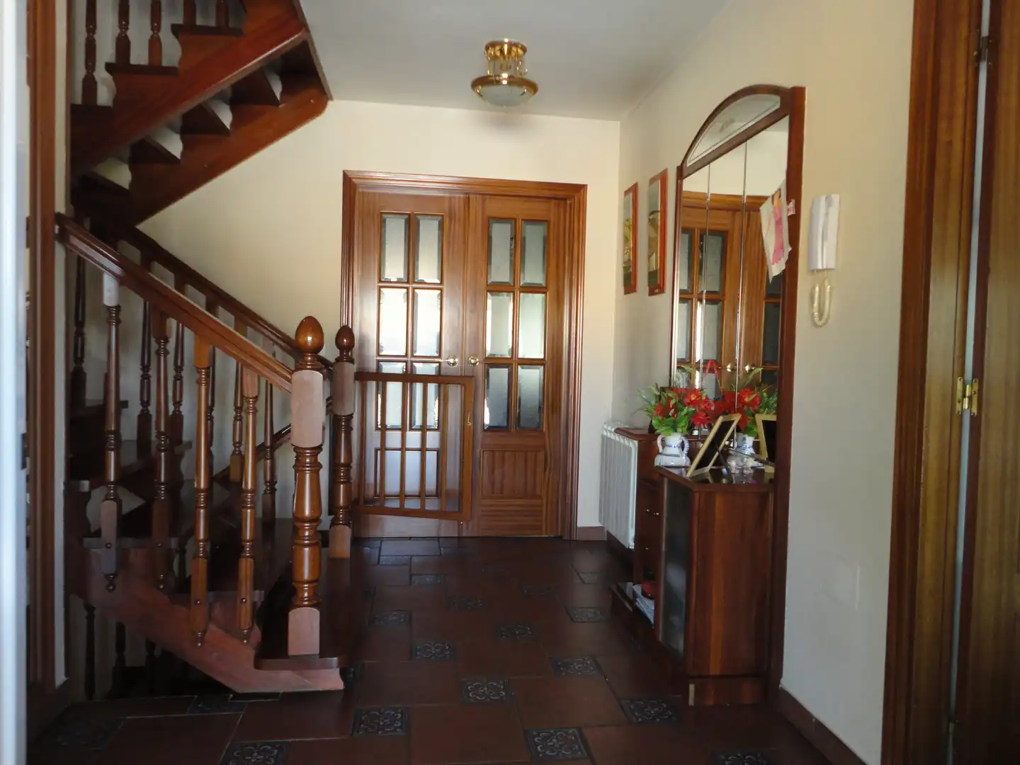 Casa adosada en venta en Valladolid con Calefacción, Jardín privado y Parquet