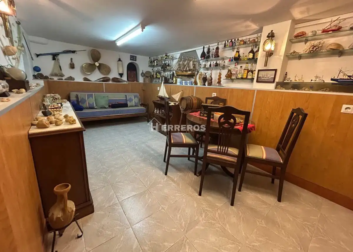 Casa adosada en venta en Baños de Río Tobía con Aire acondicionado, Calefacción y Parquet