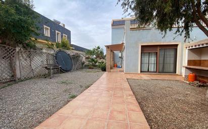 Vista exterior de Casa o xalet en venda en Águilas amb Calefacció, Jardí privat i Terrassa