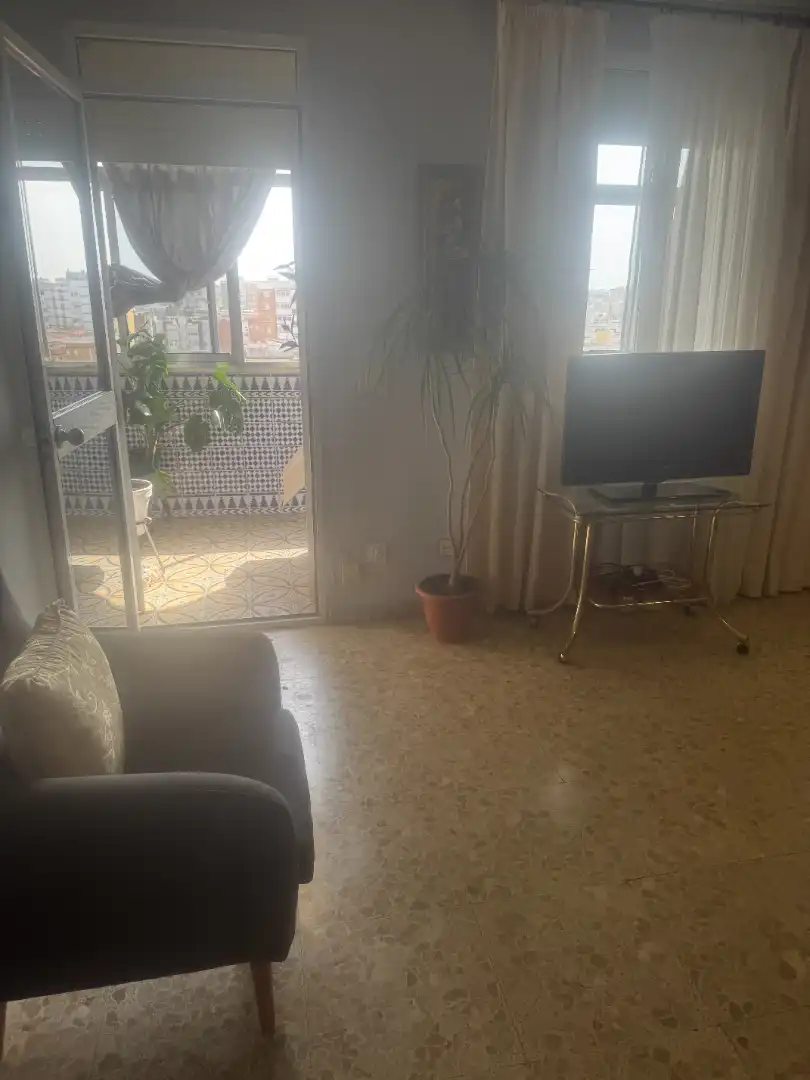 Living room of Flat for sale in Sevilla  with Air Conditioner, Terrace and Storage room