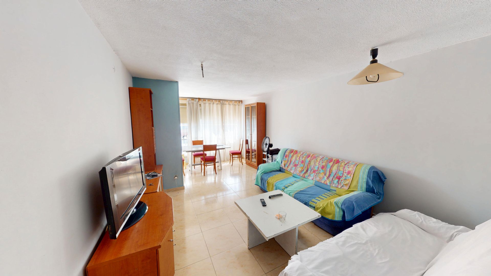 Sala d'estar de Pis en venda en Alicante / Alacant amb Jardí privat, Moblat i Rentadora