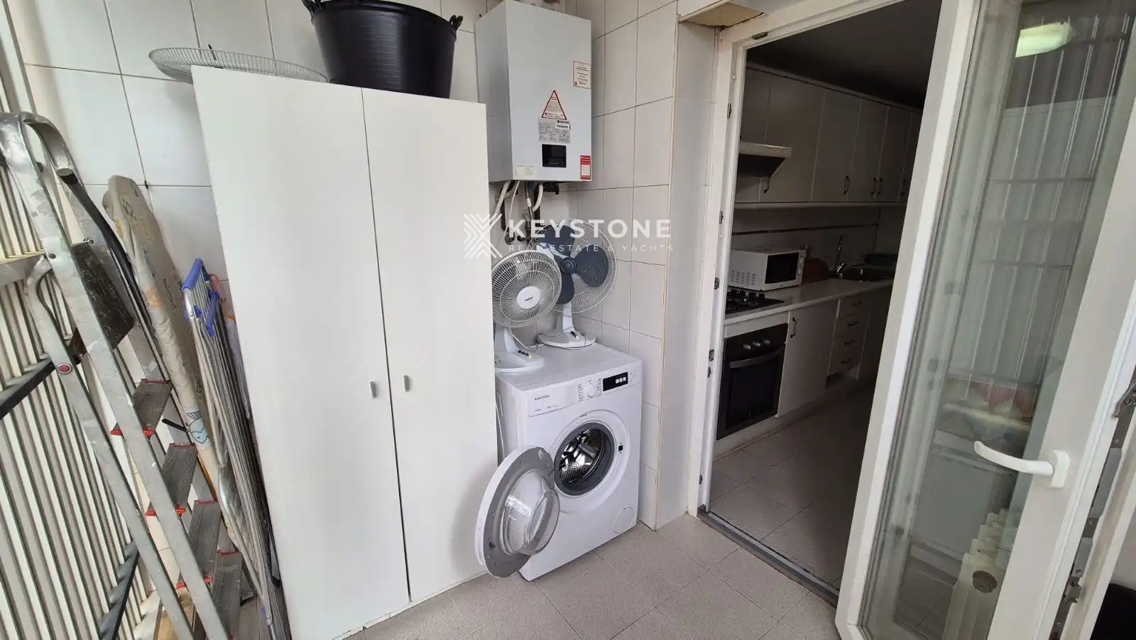 Kitchen of Attic for sale in  Palma de Mallorca  with Air Conditioner, Terrace and Storage room
