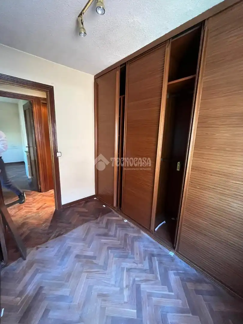 Habitación de Piso en venta en Madrid con Calefacción y Terraza