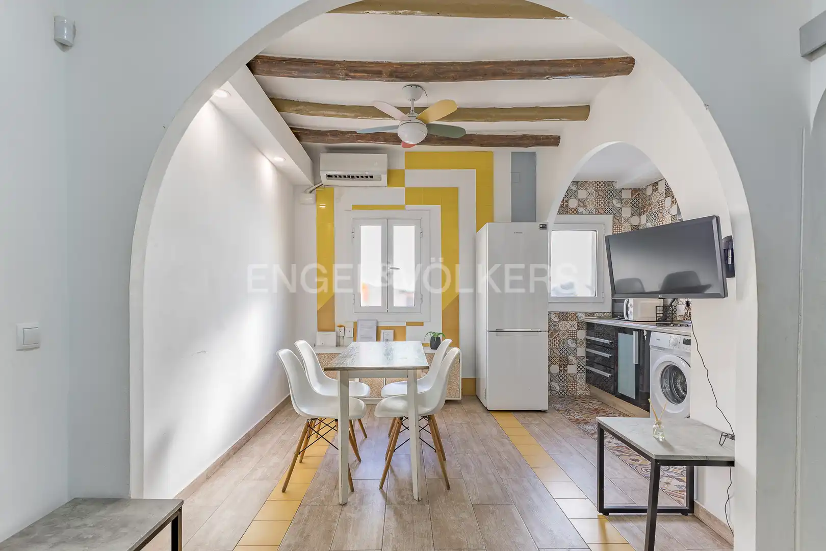 Cocina de Piso en venta en L'Hospitalet de Llobregat con Calefacción