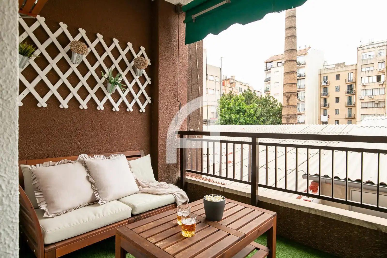 Terrace of Flat for rent in Barcelona  with Air Conditioner, Heating and Parquet flooring
