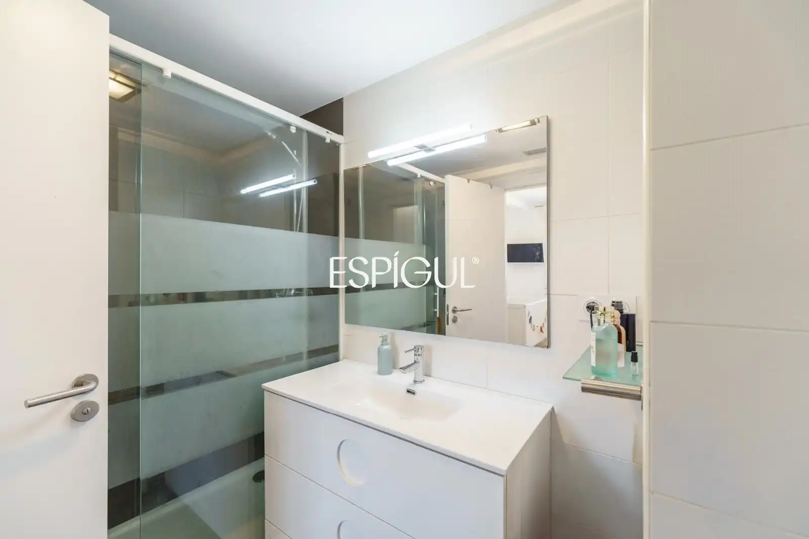 Bathroom of Flat for sale in Sant Andreu de Llavaneres  with Air Conditioner, Heating and Parquet flooring