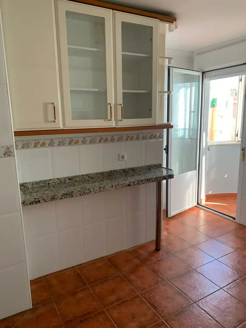 Cocina de Dúplex de alquiler en Cáceres con Calefacción
