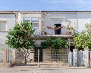 Vista exterior de Casa o xalet en venda en Cartagena amb Terrassa, Traster i Balcó