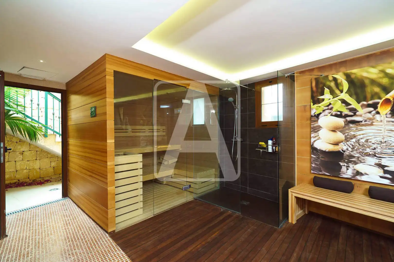 Chalet con piscina en venta en Marisol Park - Ortembach - Los Almendros, imagen 12