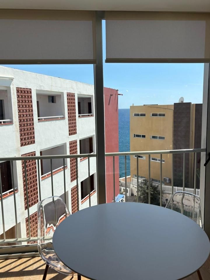 Terrassa de Estudi de lloguer en San Bartolomé de Tirajana amb Aire condicionat, Moblat i Piscina comunitària