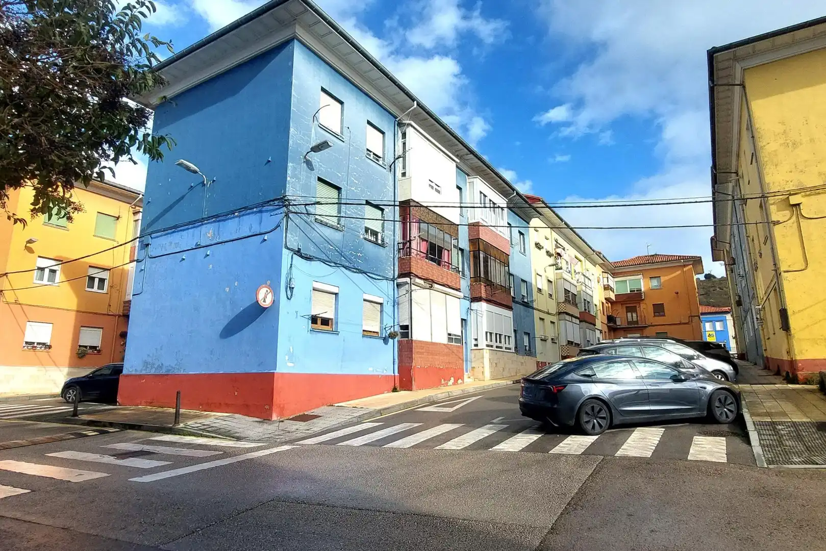 Außenansicht von Wohnungen zum Verkauf in Torrelavega 