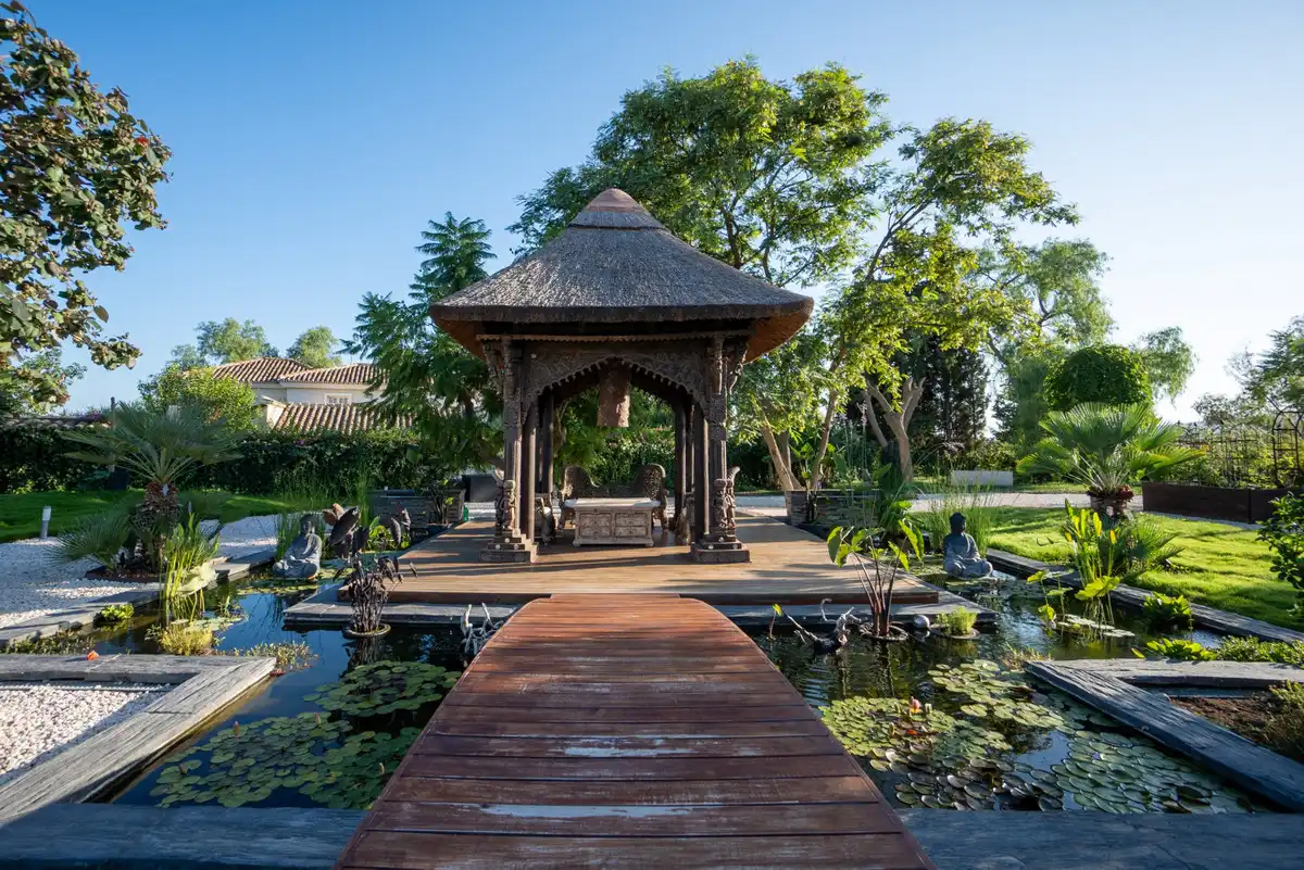 Jardí de Casa o xalet en venda en Málaga amb Aire condicionat, Terrassa i Piscina