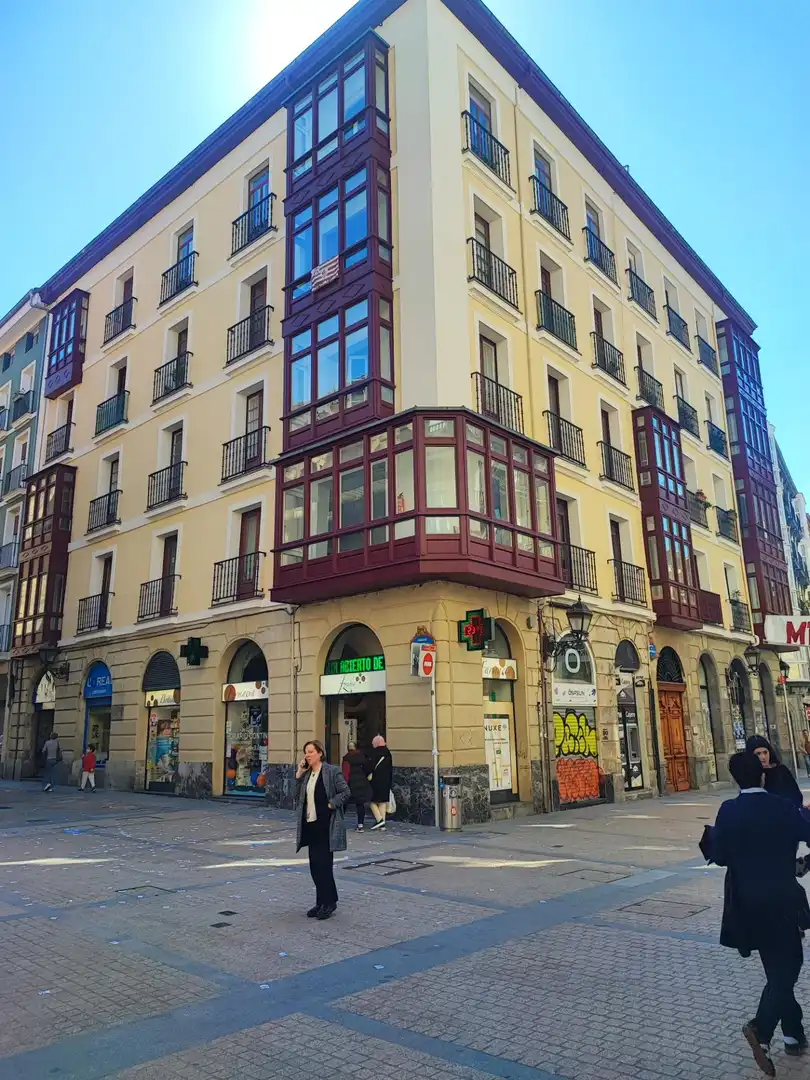 Piso con terraza en venta en Calle PORTAL DE ZAMUDIO, imagen 29