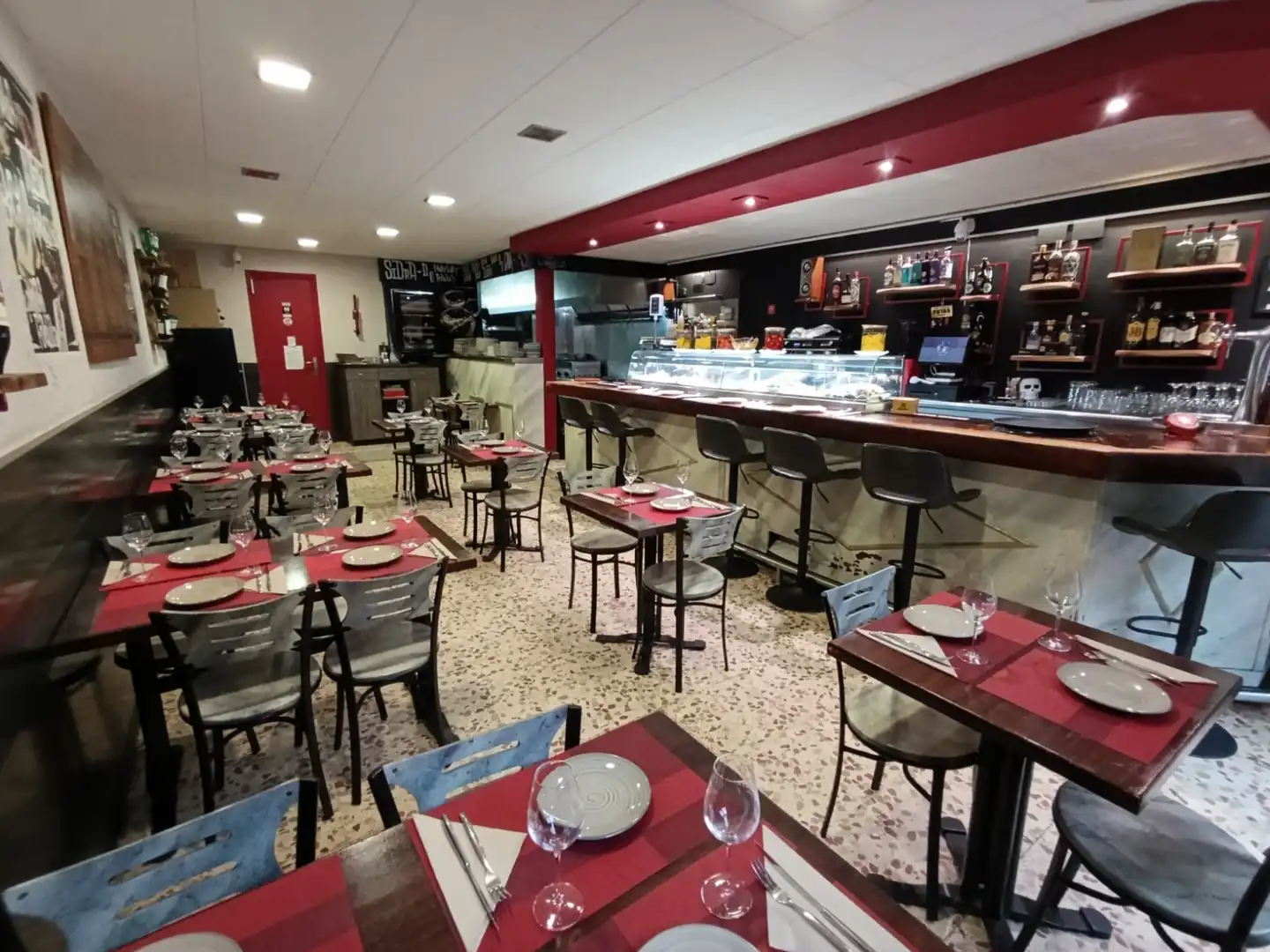 Local en traspaso en Barcelona con Aire acondicionado, Terraza y Amueblado