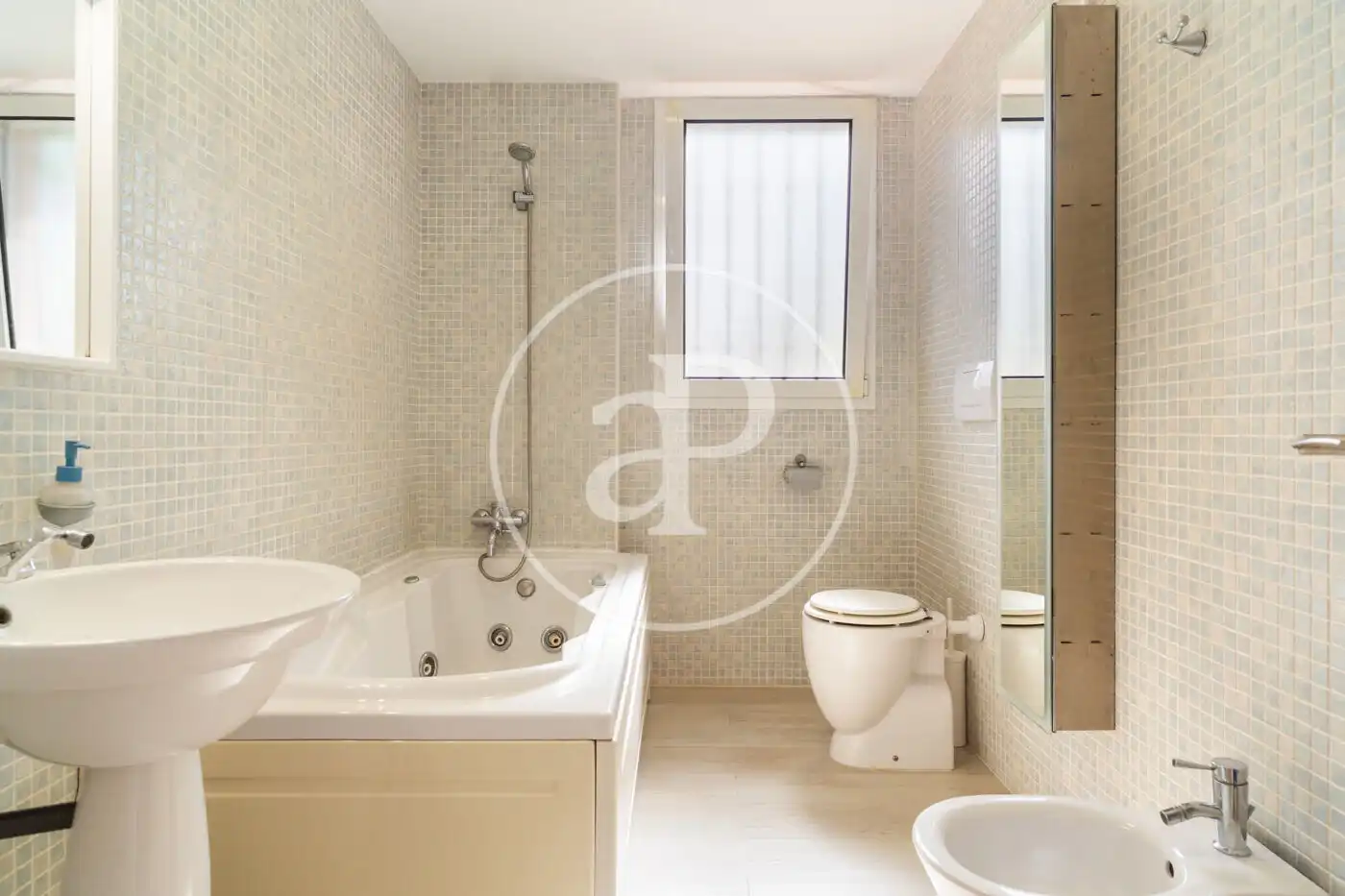 Baño de Casa o chalet en venta en Riba-roja de Túria con Aire acondicionado, Calefacción y Jardín privado