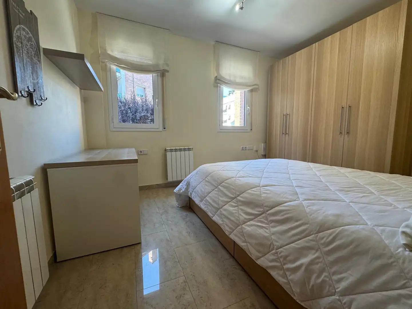 Bedroom of Flat for sale in Manresa  with Air Conditioner, Terrace and Storage room